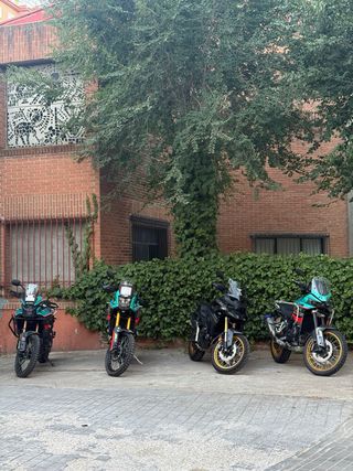 Alquiler Kove 800 X Yamaha Tenere 700 Vogue 800