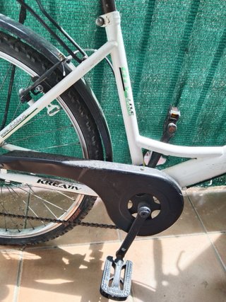 Bicicleta de paseo blanca