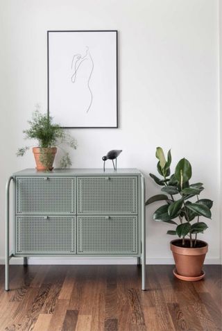 Cómoda IKEA metal verde