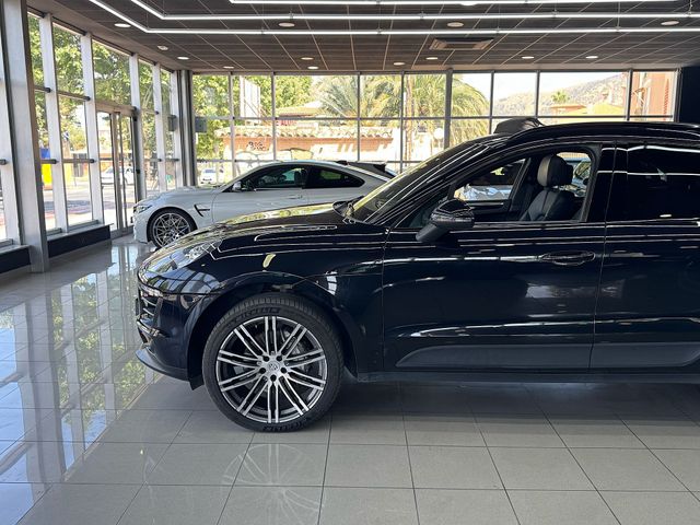 PORSCHE MACAN S