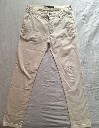 Pantalón Chino Algodón Crema/blanco roto ZARA