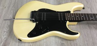 FENDER CONTEMPORARY STRATOCASTER JAPAN 1984 1987