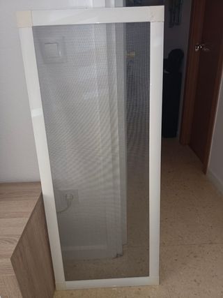 Mosquitera ventana blanca