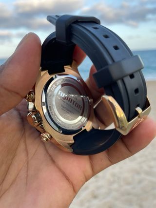 Reloj Invicta Aviator - Dorado y Negro