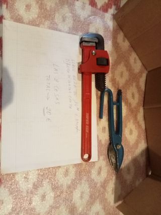 Llave grifa + Tijera cortar chapa