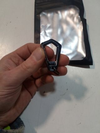 Custodia AirPods 4 + Kit Pulizia