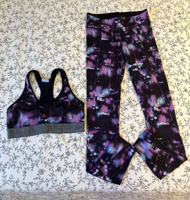 Conjunto deportivo morado y negro