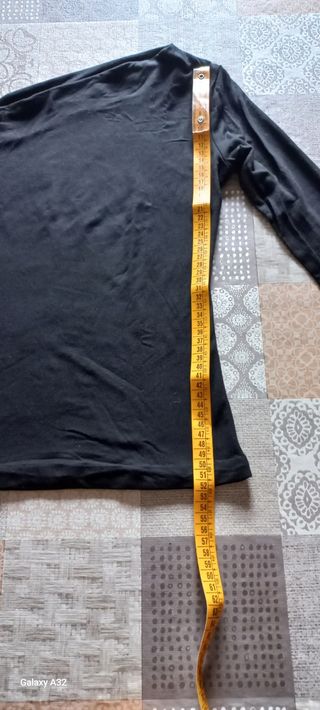 Maglia nera maniche lunghe, marca Imperial,