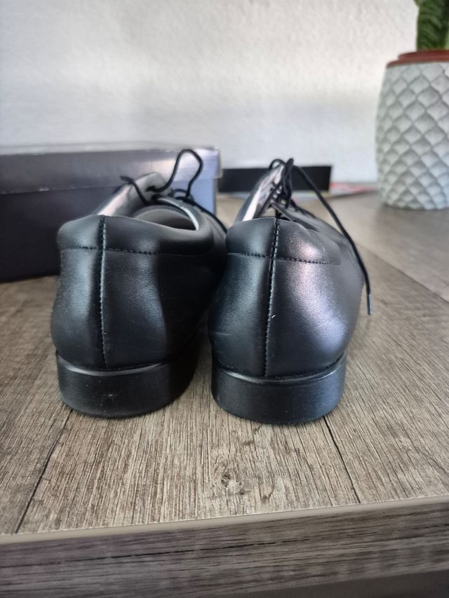 Zapatos negros vestir talla 40