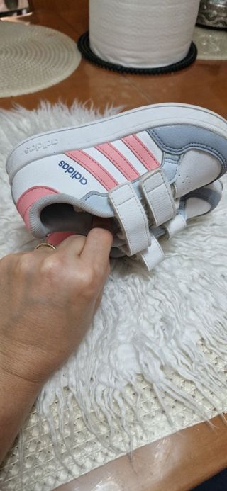 Zapatillas Adidas niña rosa-blanco  de talla 25