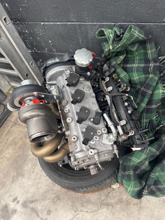 Motor Abarth 300cv Turbo