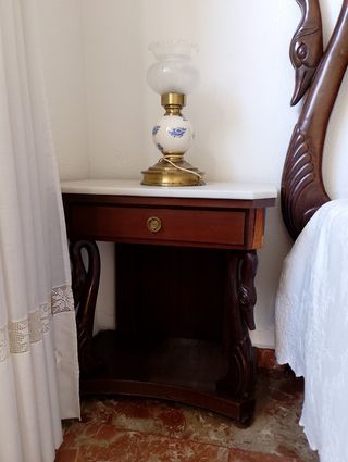 Cama 135cm + 2 Mesitas Noche