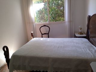 Cama 135cm + 2 Mesitas Noche