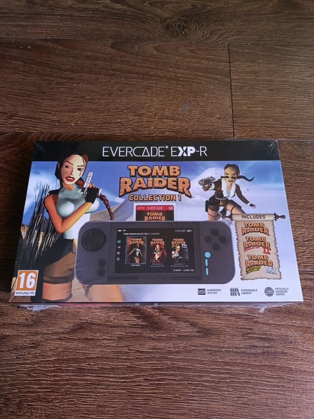 Evercade EXP-R Tomb Raider collection precintada