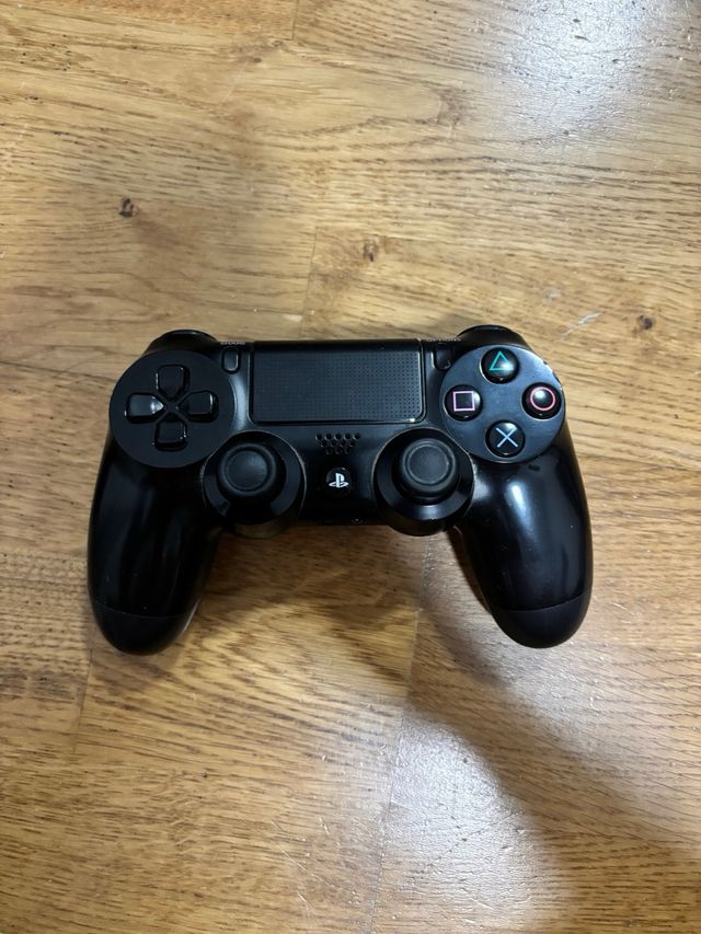 PS4 (PlayStation 4) 500GB + 2 Controller + Giochi