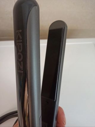 Piastra capelli KIPOZI - lisciante