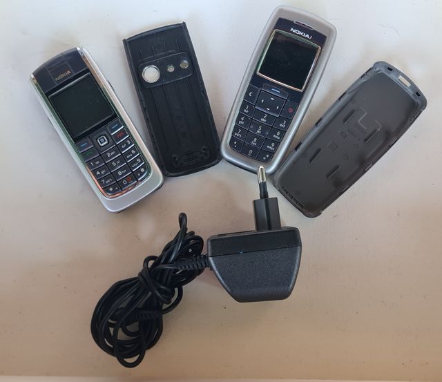 Cellulari Nokia vintage 6020 e 2600