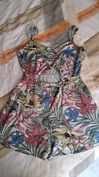 Mono corto floral verano talla S