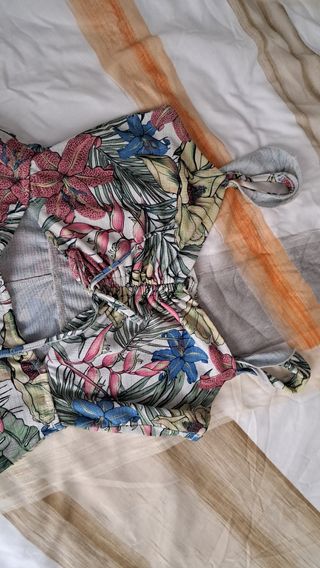 Mono corto floral verano talla S