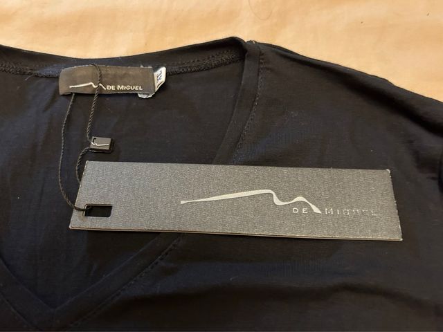 -Camiseta M de Miguel NUEVA etiqueta marrón m/larg