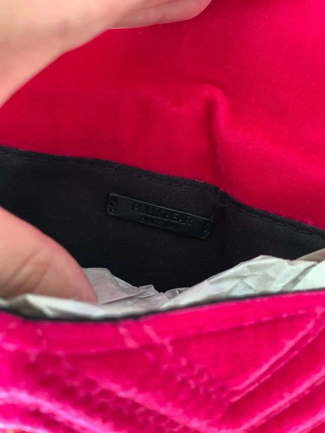 Bolso Pull&Bear terciopelo rosa