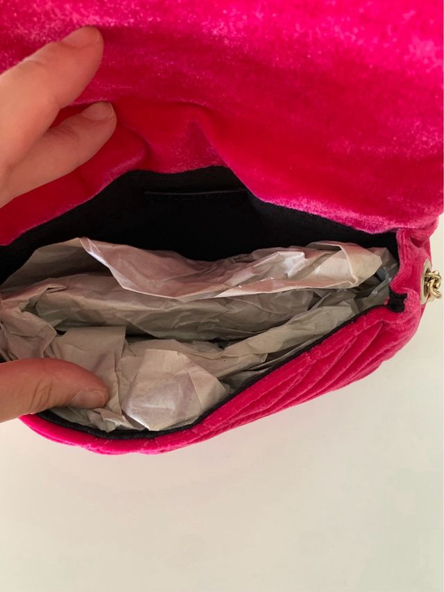 Bolso Pull&Bear terciopelo rosa