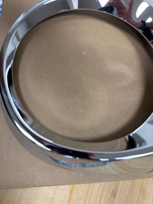 Bisel cromado faro Fat Boy M8 Harley Davidson