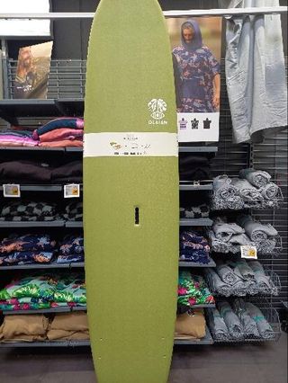Tabla surf espuma 8'.6" 90L Peso <100kg. Nivel principiante