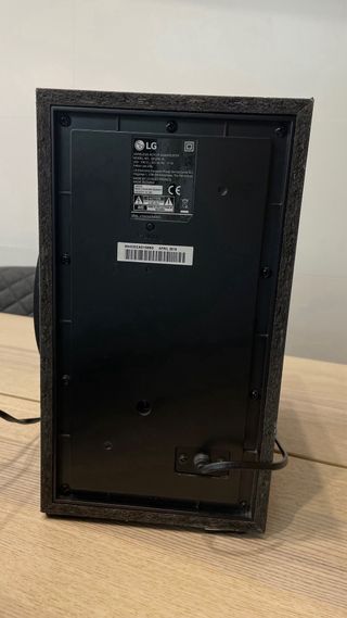 LG SJ2 - Barra sonido con Subwoofer