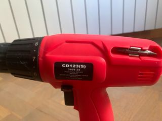 Taladro/ destornillador eléctrico 12V