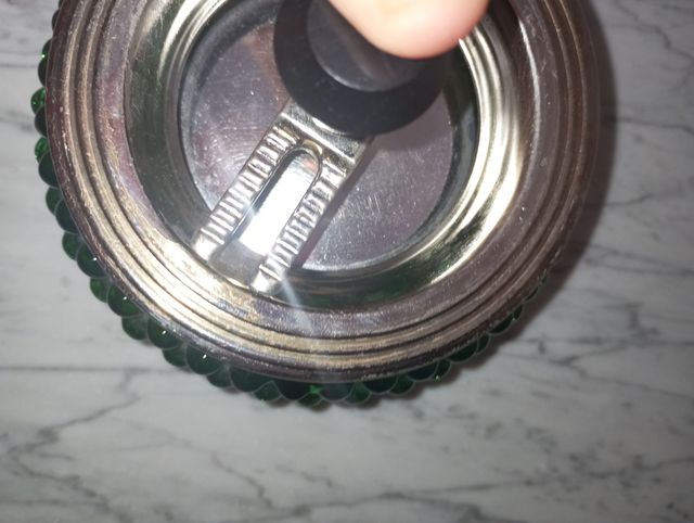 Cenicero vintage verde