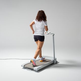 Cinta Correr W500B Plegable 8 km/h Garantía Decathlon