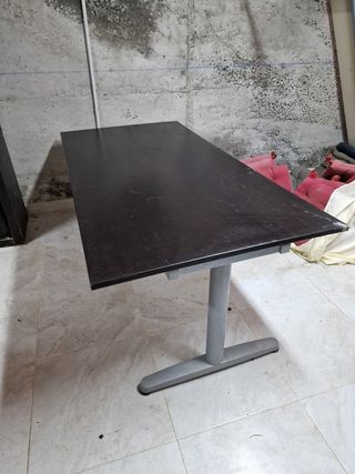 Mesa escritorio despacho IKEA negra rectangular