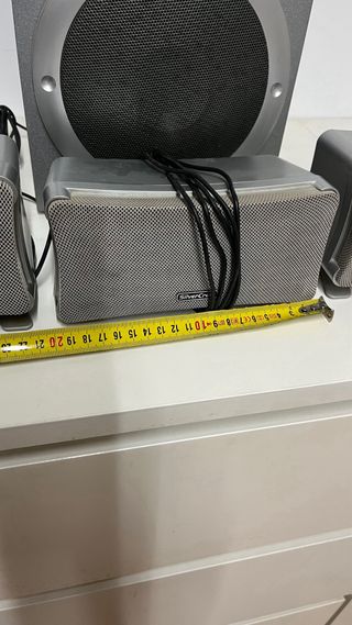 Altavoces Home Cinema Sorround MUY POTENTES!!!