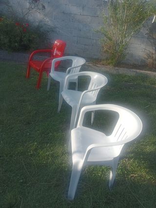 1 Silla Jardín - Coca-Cola 3 sillas jardín - pepsi