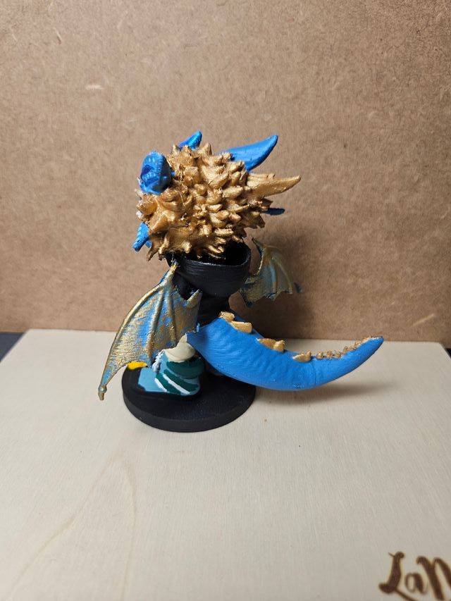 Dragón 3D pintado a mano