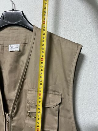 Gilet multitasche beige