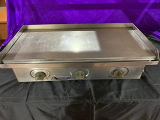 PLANCHA DE GAS PROFESIONAL MUNDIGAS