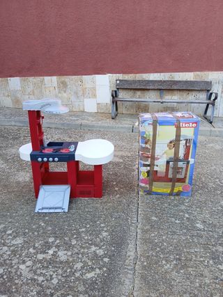Cocinita infantil Miele