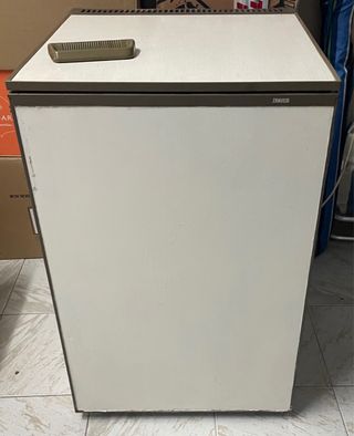 Mini nevera Zanussi