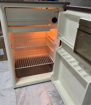 Mini nevera Zanussi