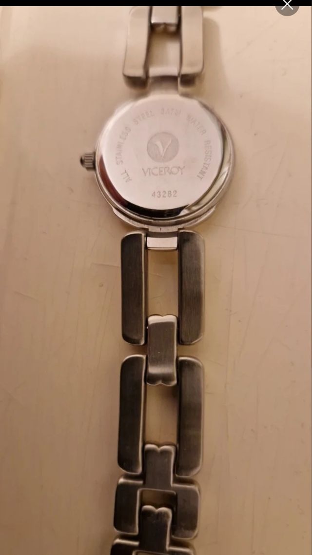 Reloj Viceroy mujer dorado plata