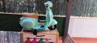 Mini Vespa Eléctrica Infantil nueva en su caja