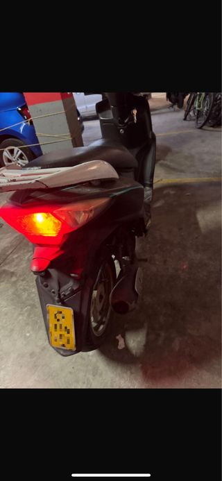 Sym Jet 4 49cc - Scooter