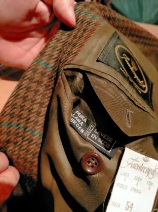 Americana cuadros marrón-verde. Talla 54