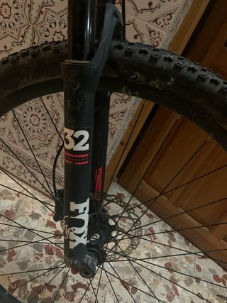 Bicicleta Scott Scale 29