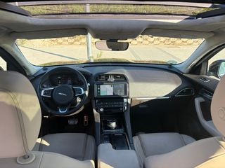 Jaguar F-Pace *libro de mantenimiento*
