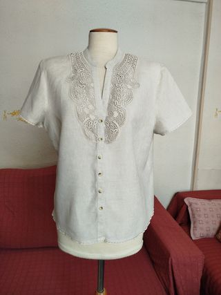 Blusa lino color beige. Talla 46