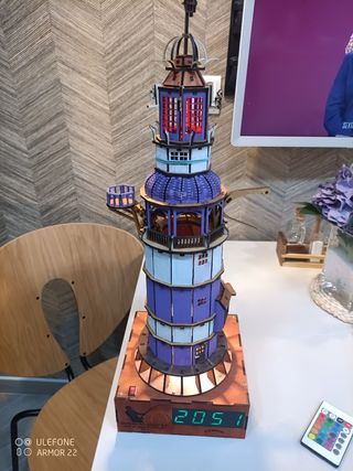 Lampara Faro Vintage Eddystone con reloj