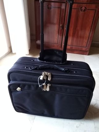 Maletín ejecutivo trolley negro